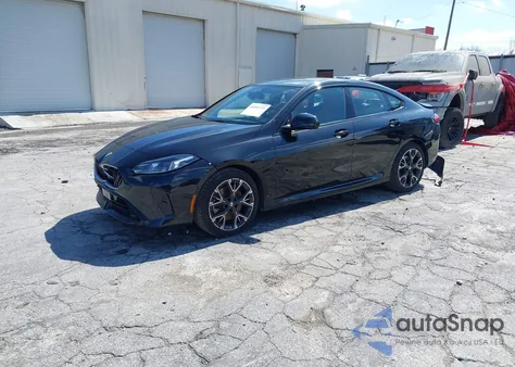 2025 BMW 228 Gran Coupe xDrive z USA, uszkodzony, nr VIN WBA23GG02S7S52435